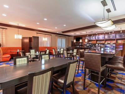 מלון Courtyard Houston I-10 West/Park Row מראה חיצוני תמונה
